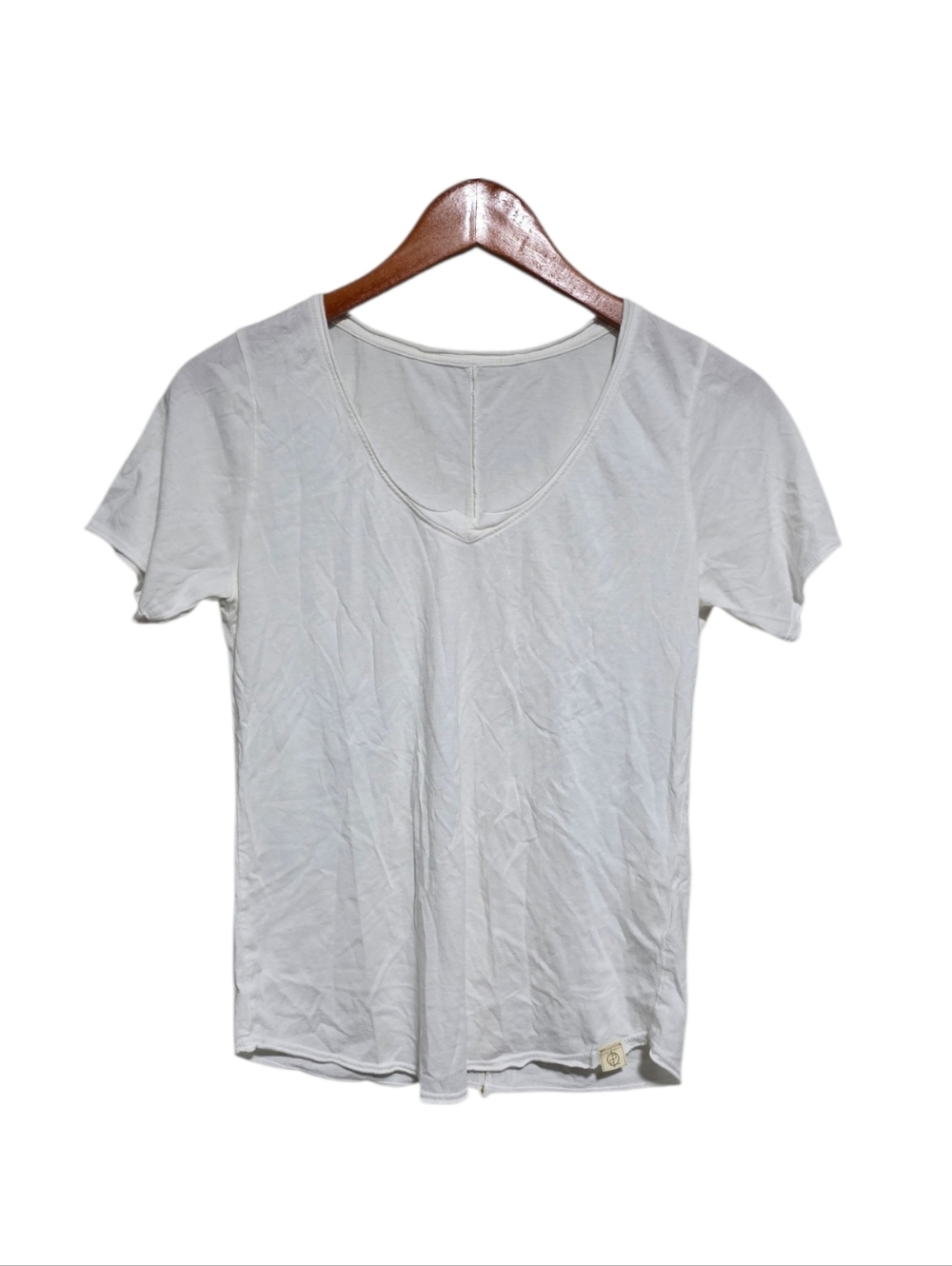 One Golden Thread The Deep V Tree Tee in White Size Small